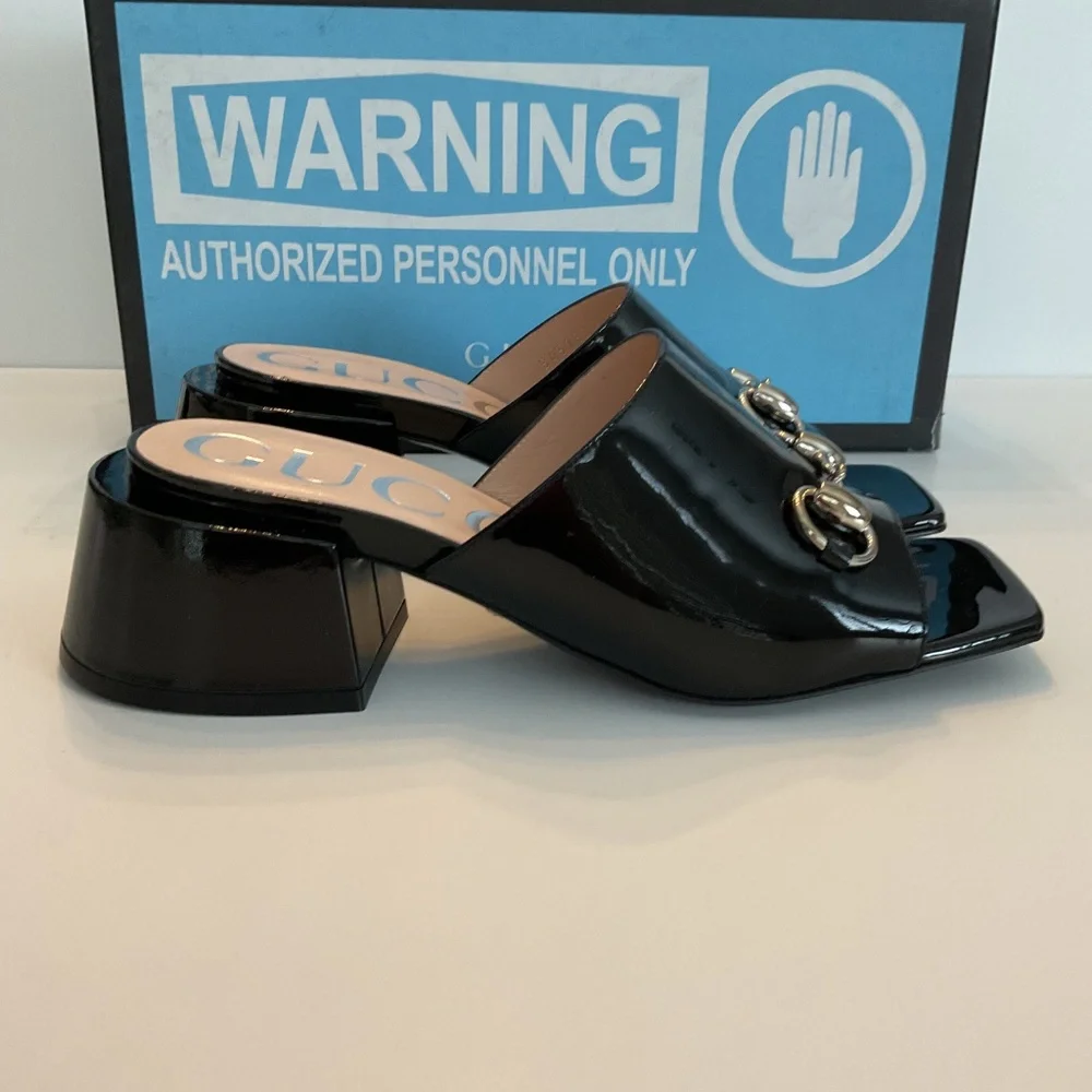 GUCCI Horsebit Accent Patent Leather Mules Slides 543188 - Picture 4 of 11